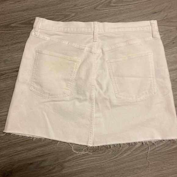 Gap white denim skirt - Picture 2 of 2